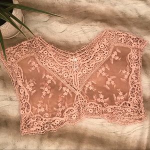 NWOT pink mauve lacey crochet crop top